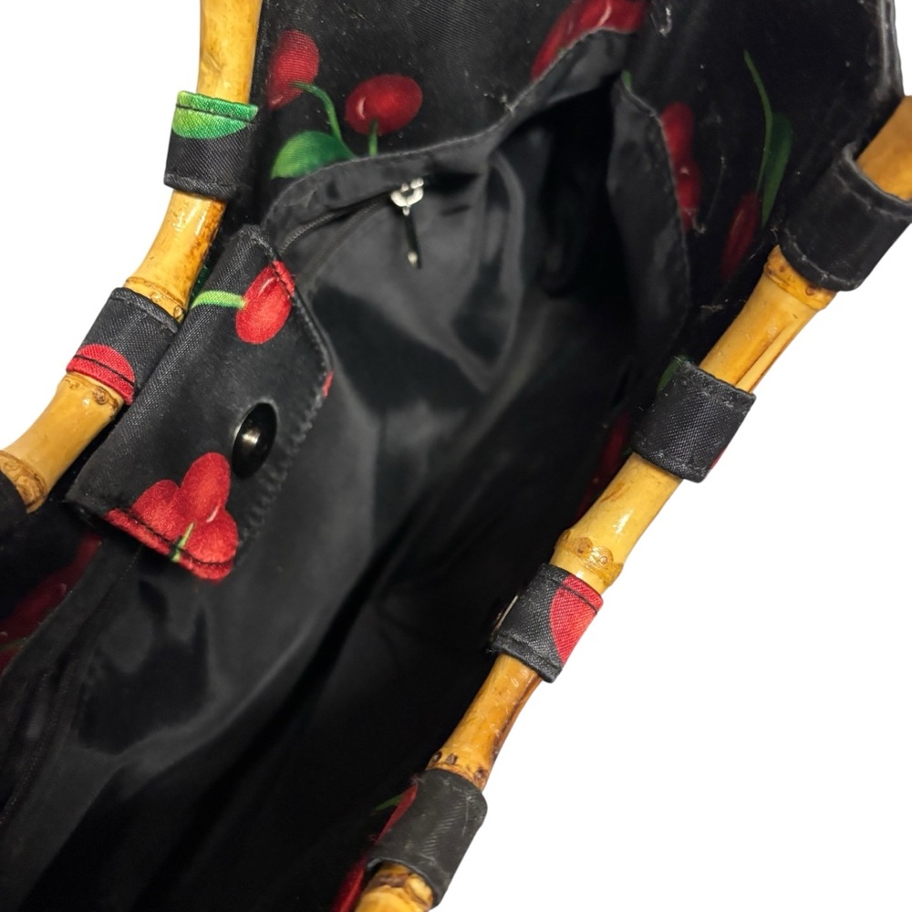 Y2K Cherry Shoulder Bag - Picture 5 of 7